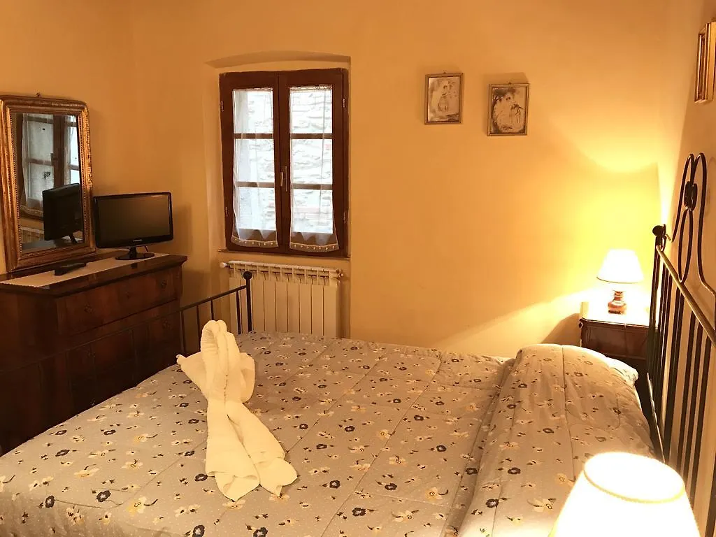 Casa Ambra Aparthotel Cortona 2*,  Italy
